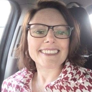 Meet your Posher, Leslie